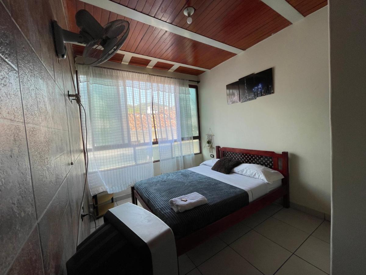 Otono Hostel San Gil Exteriör bild