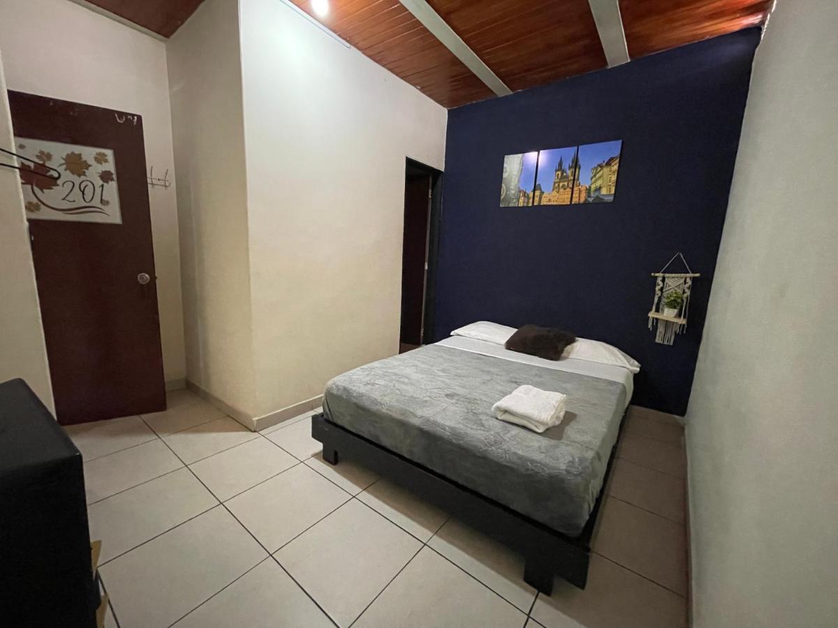 Otono Hostel San Gil Exteriör bild