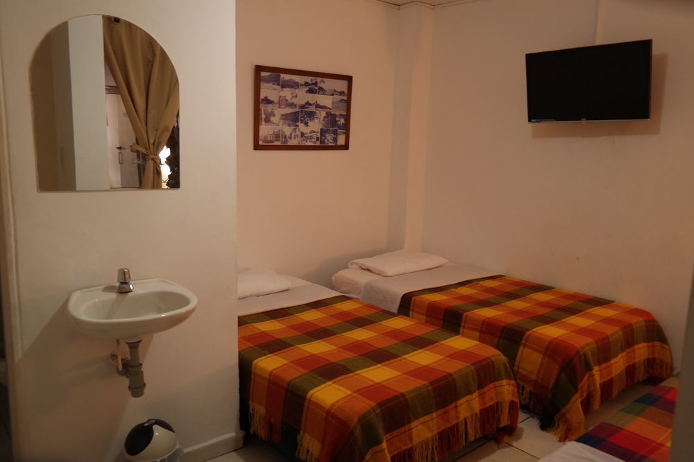 Otono Hostel San Gil Exteriör bild