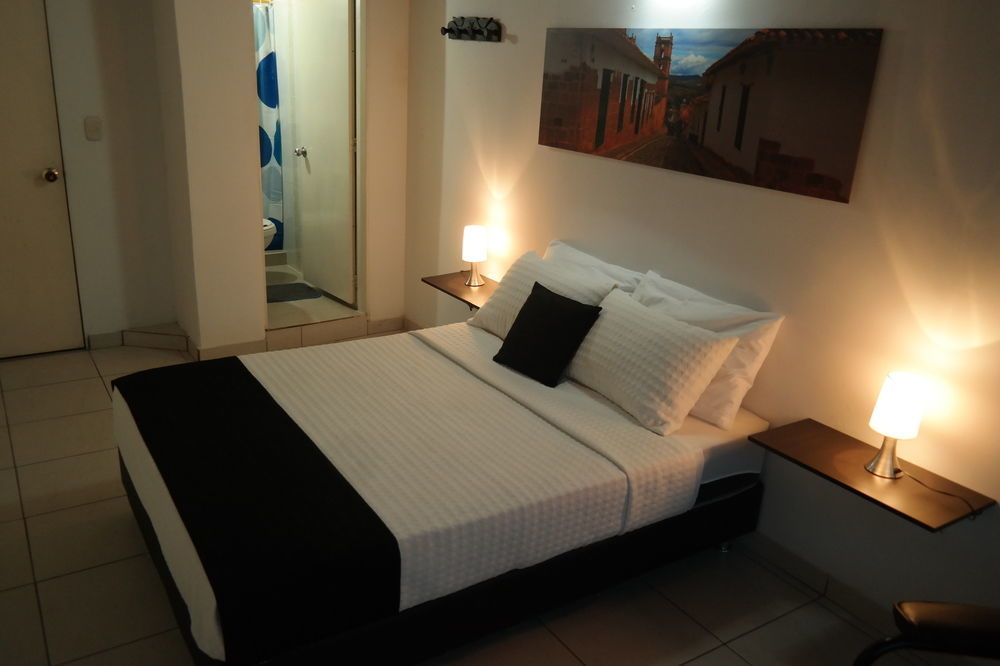 Otono Hostel San Gil Exteriör bild