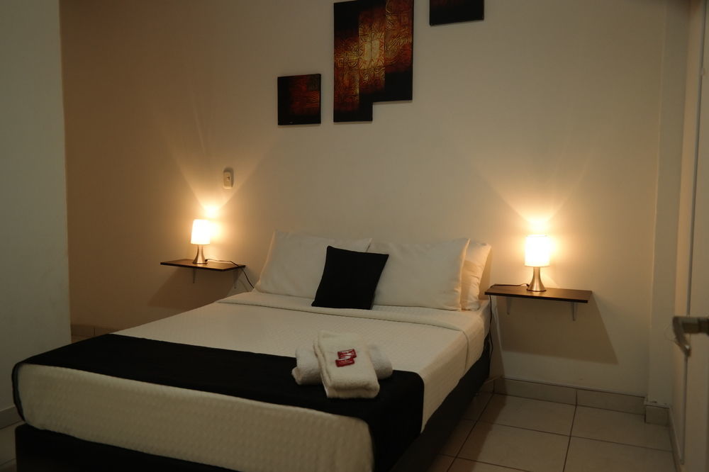 Otono Hostel San Gil Exteriör bild